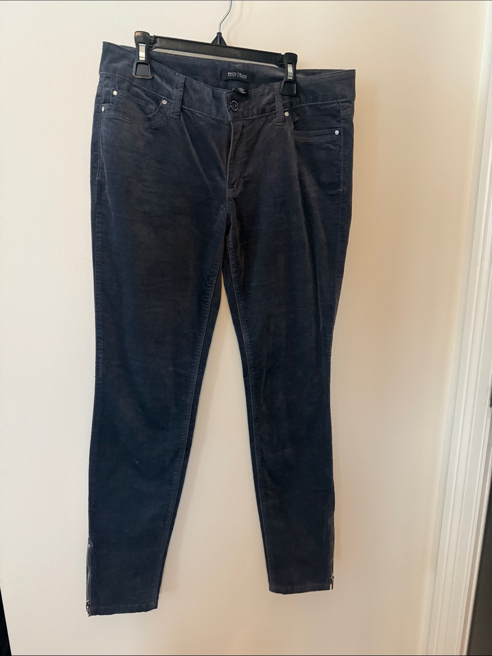 White House Black Market Women's gray Skinny velvet Jeans
